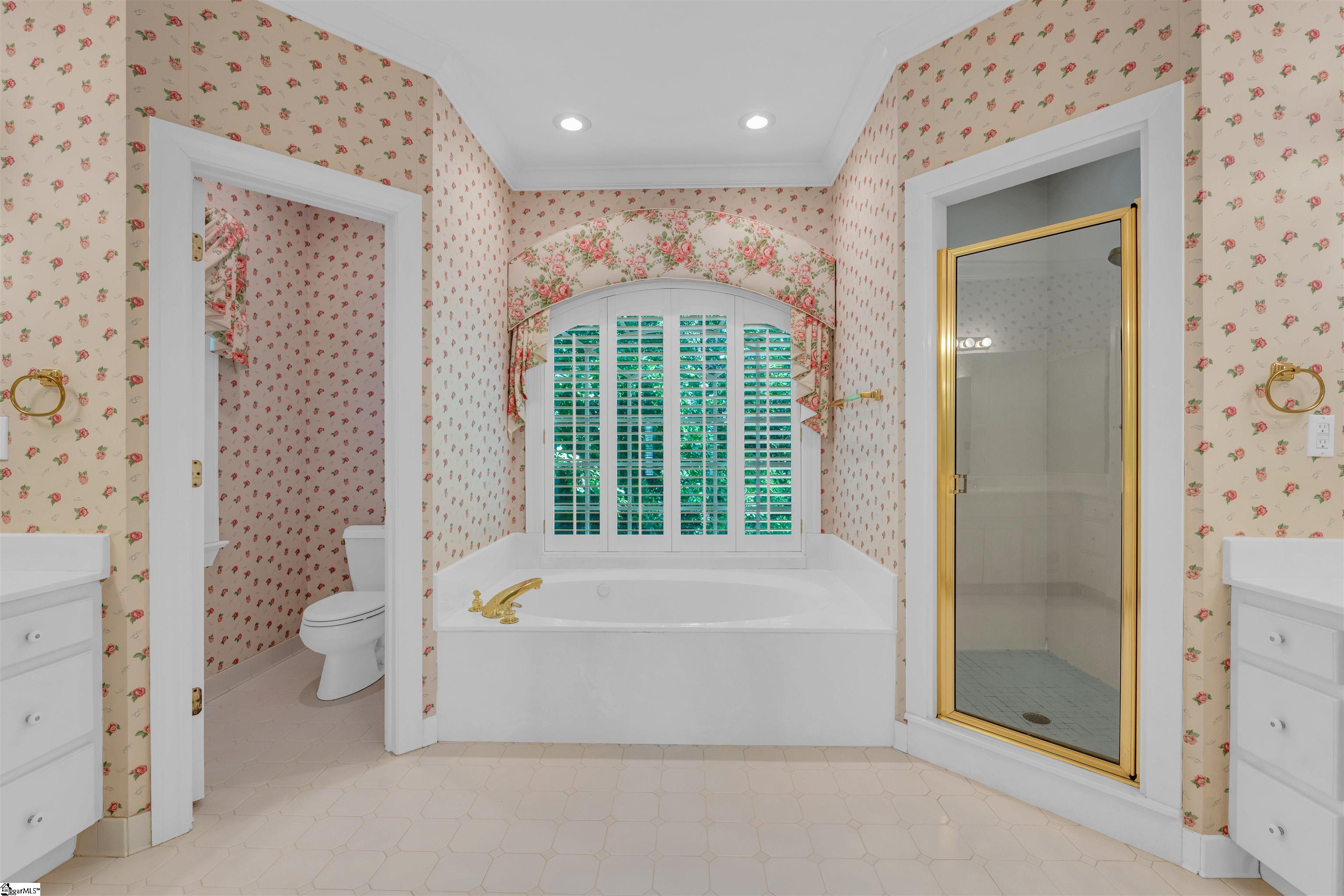 305 Golden Wings Way