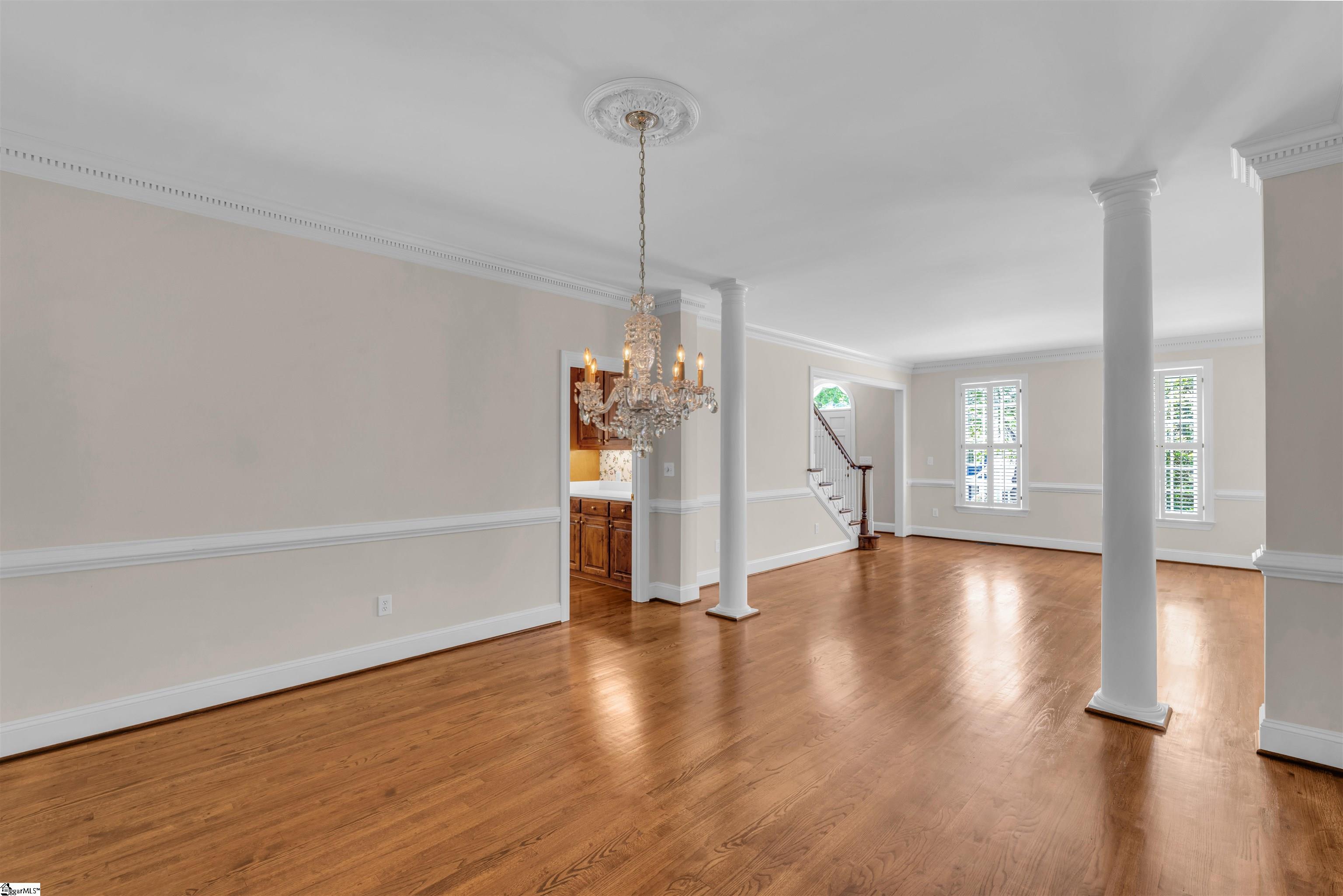 305 Golden Wings Way