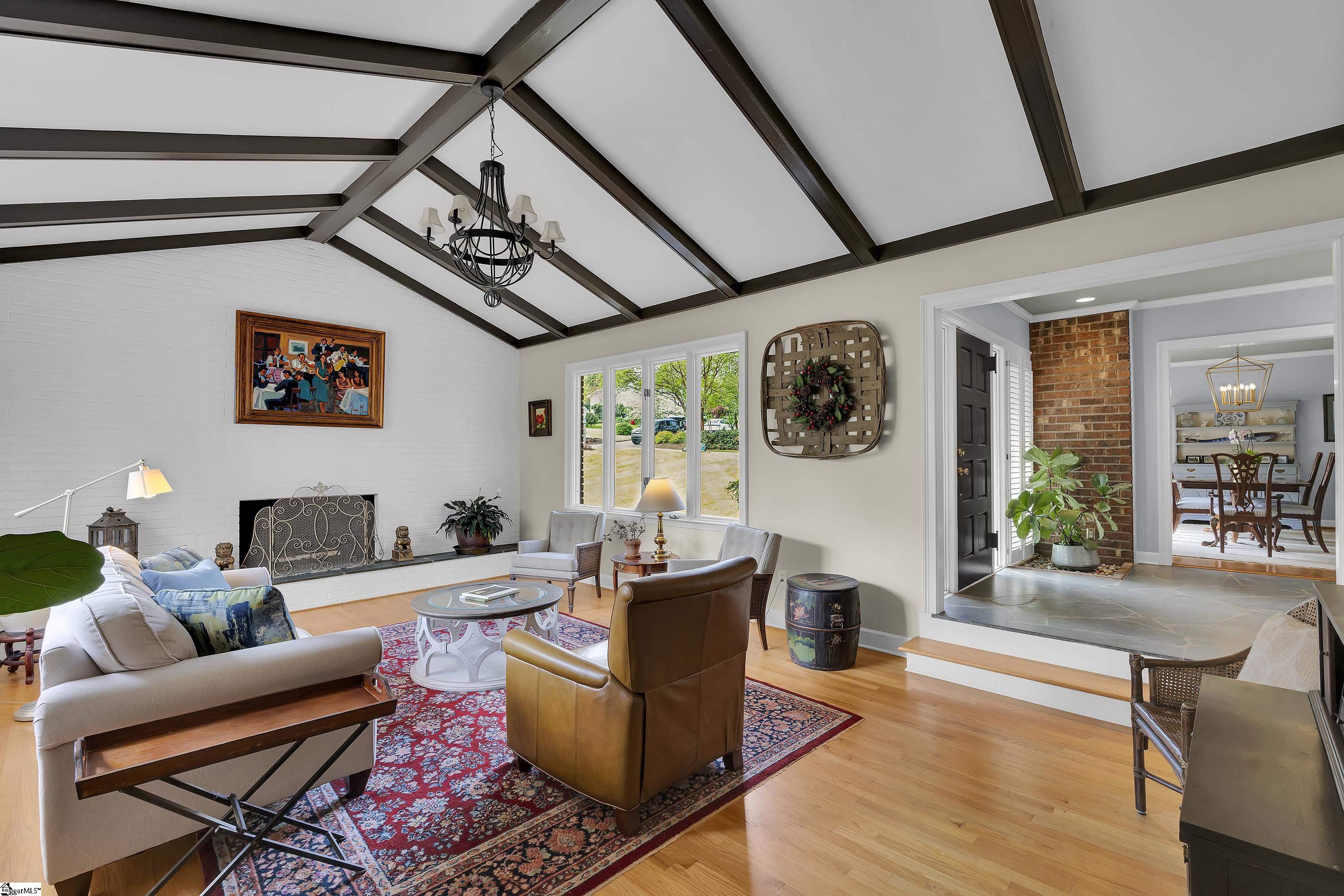 21 Chanticleer Drive