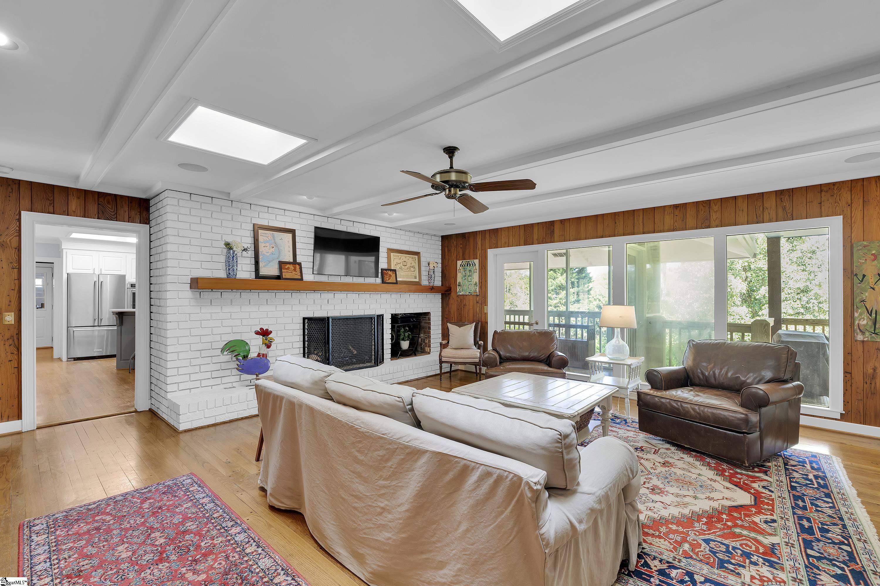 21 Chanticleer Drive