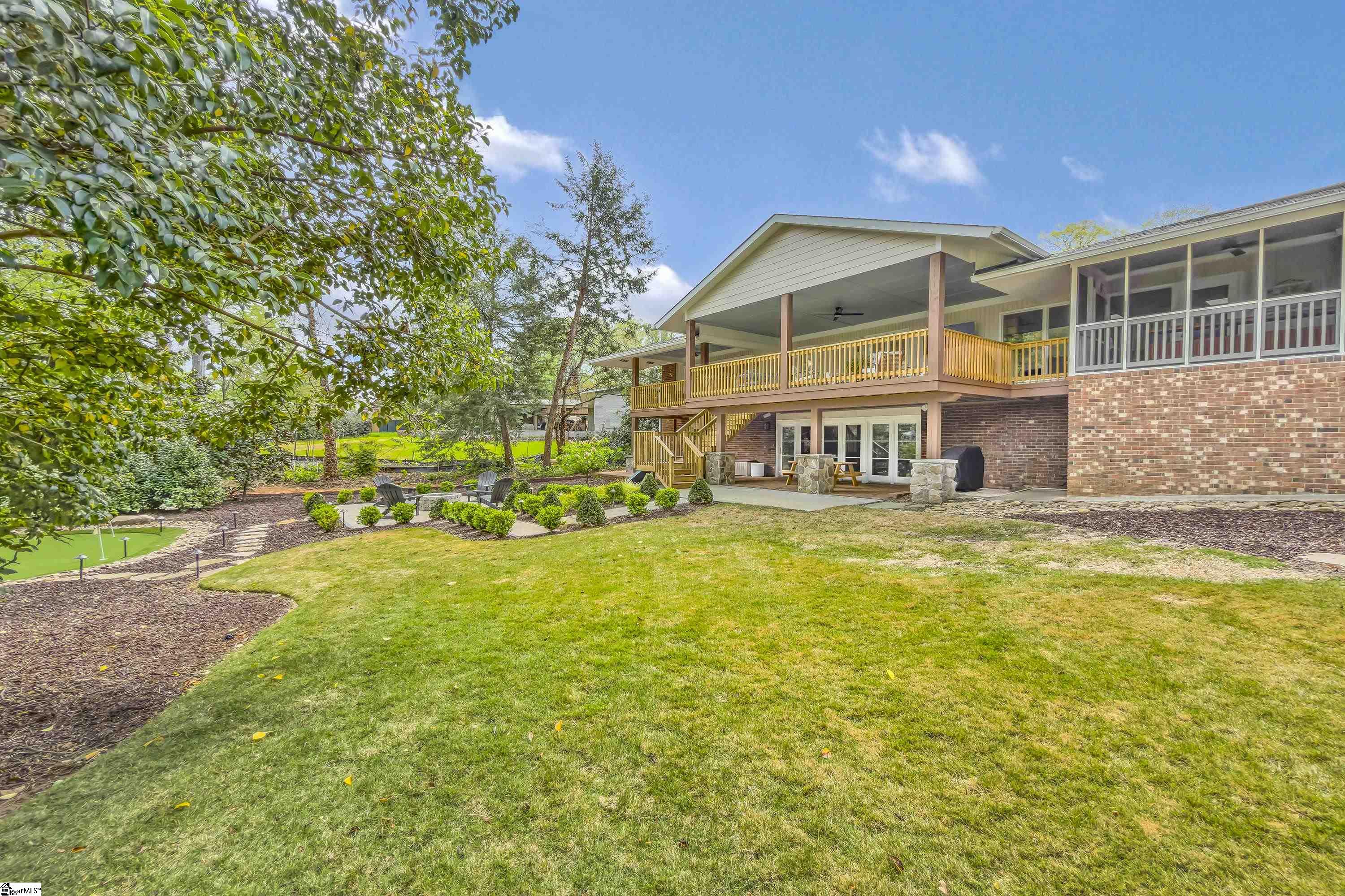 21 Chanticleer Drive