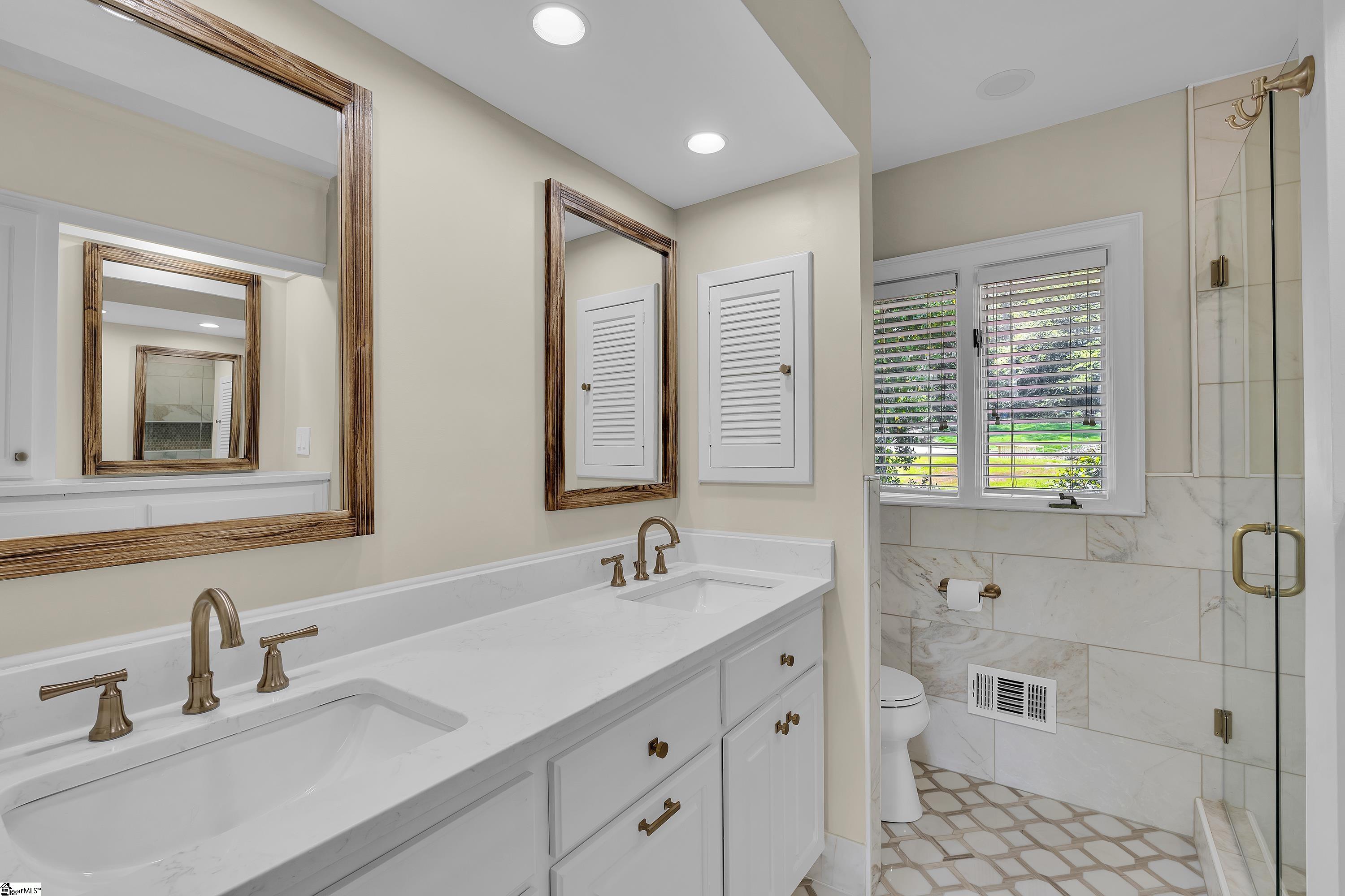 21 Chanticleer Drive