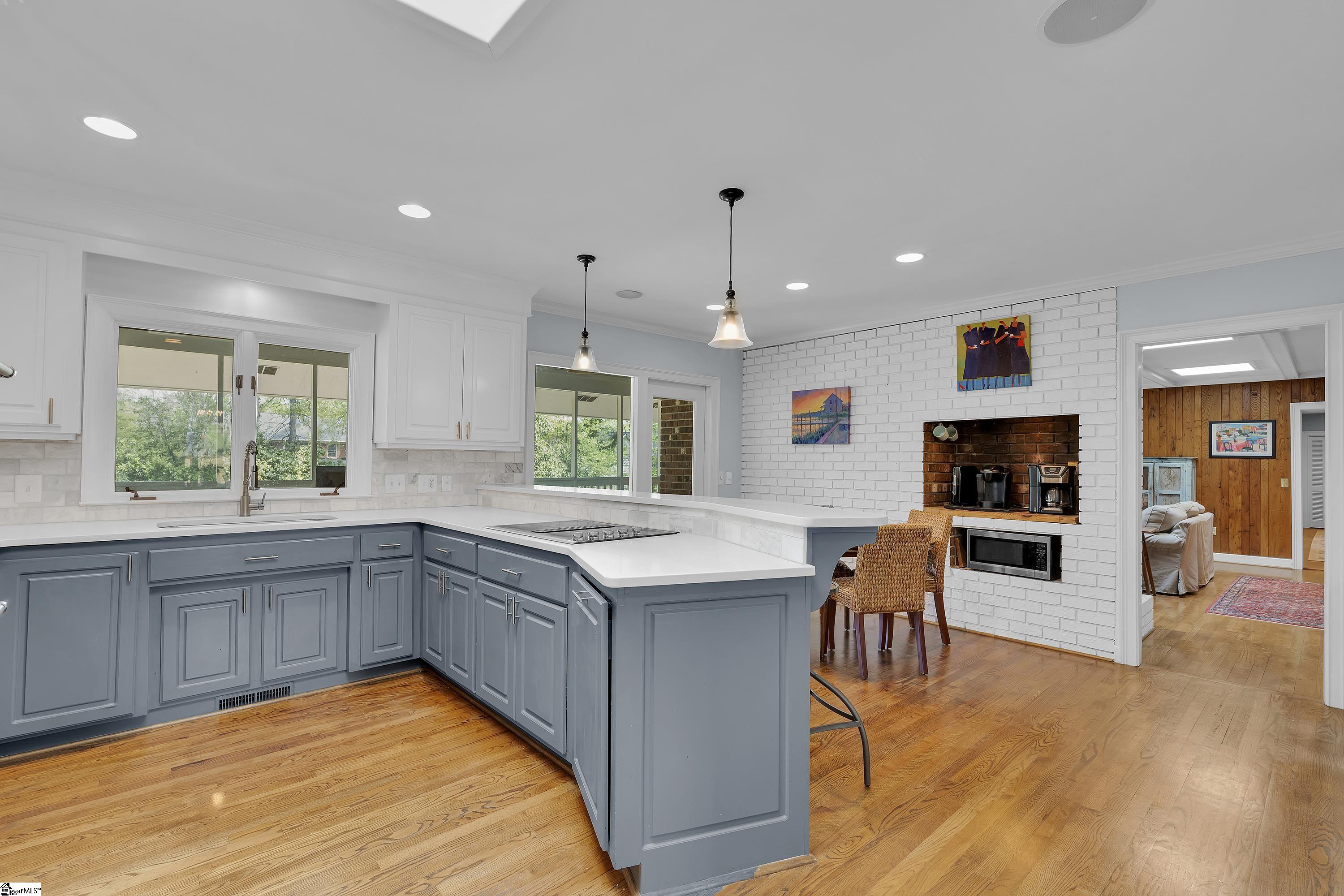 21 Chanticleer Drive