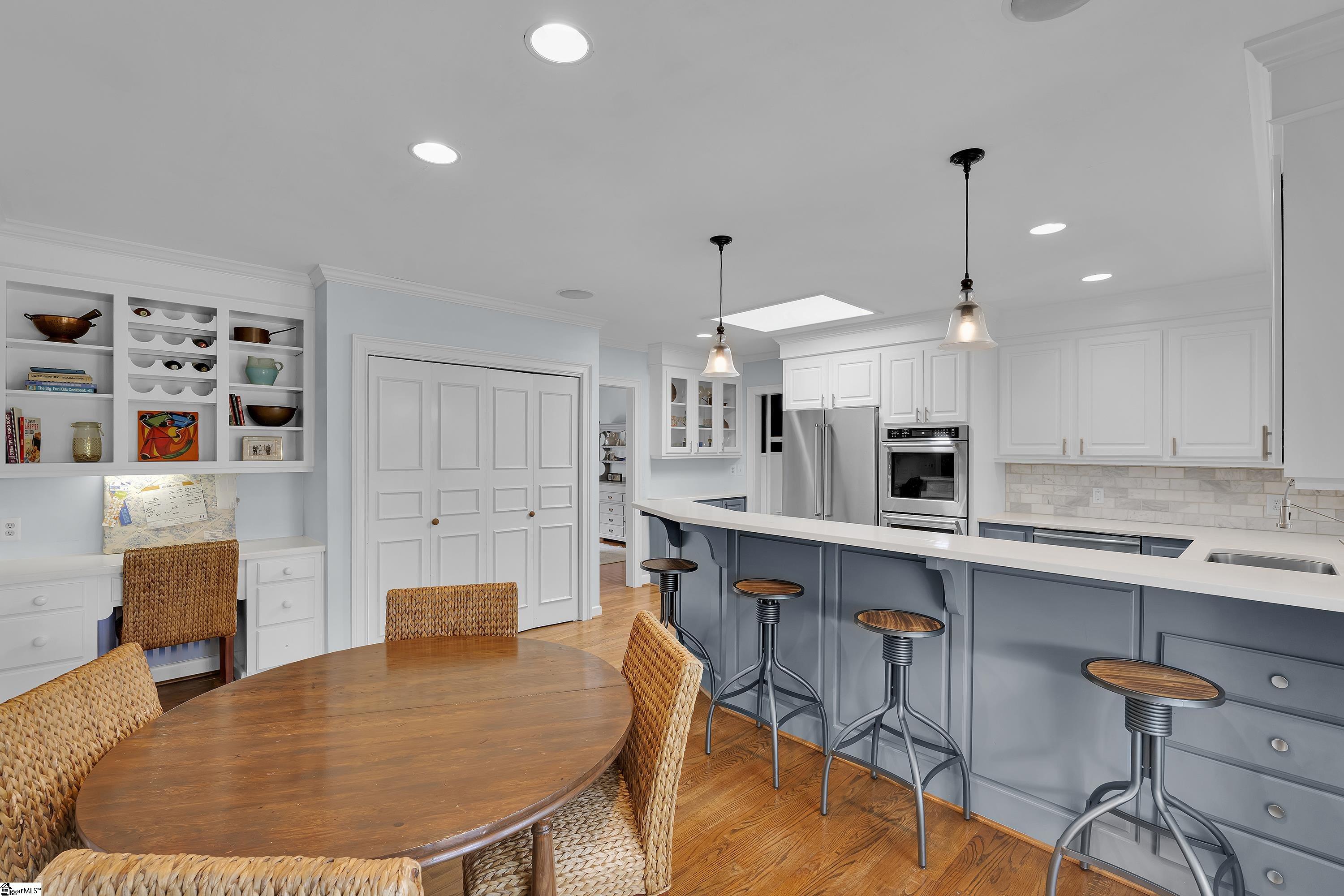 21 Chanticleer Drive