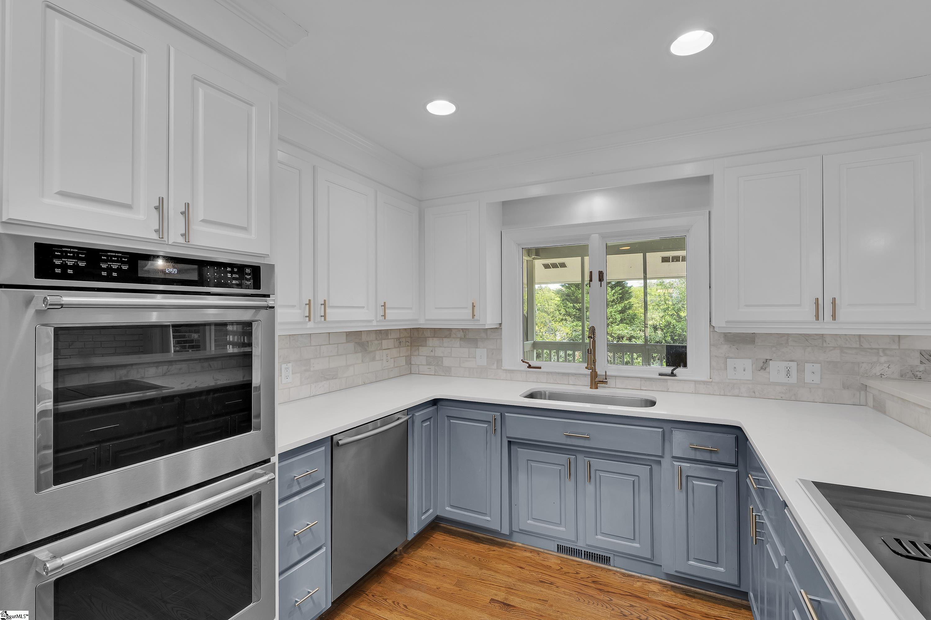 21 Chanticleer Drive