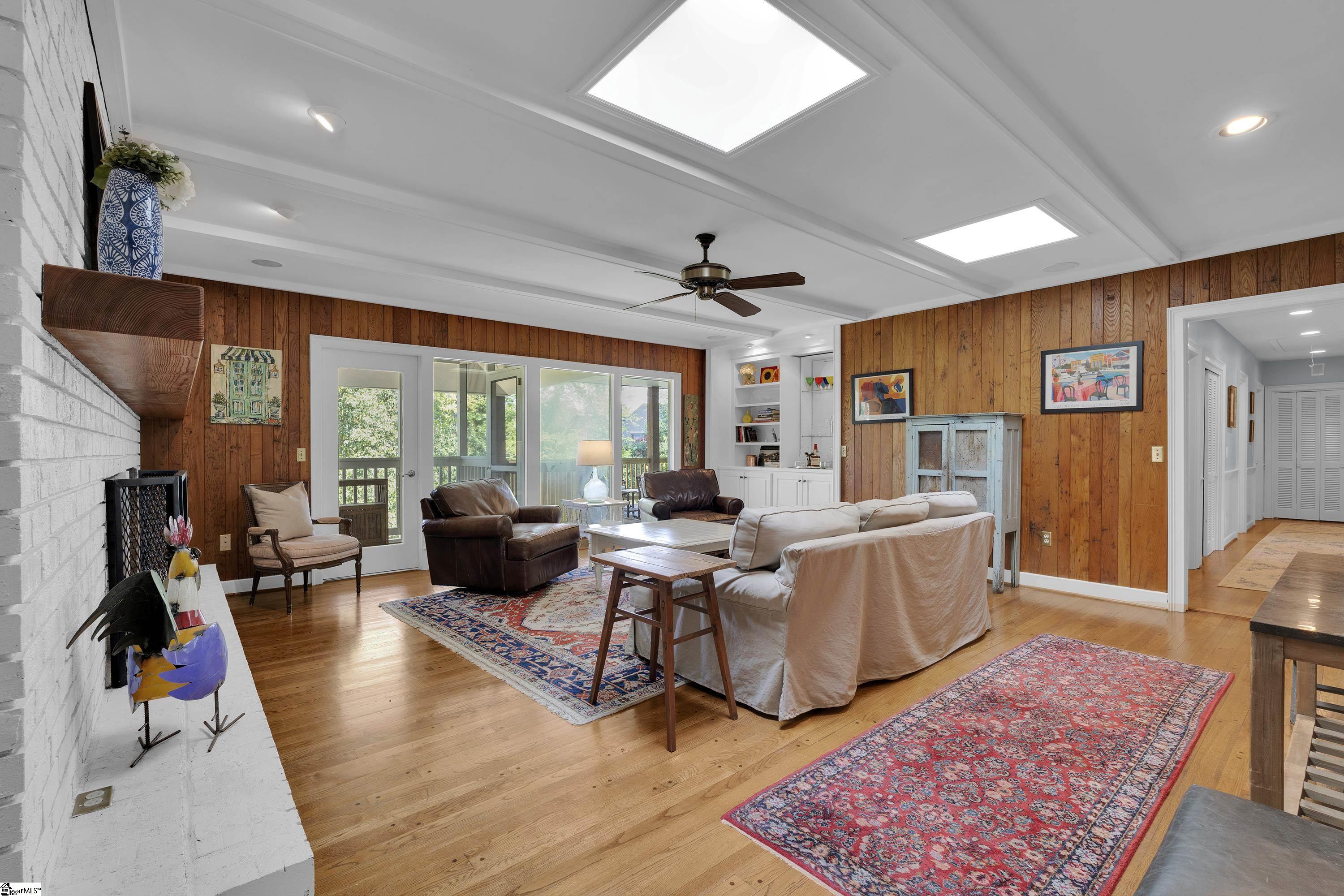 21 Chanticleer Drive