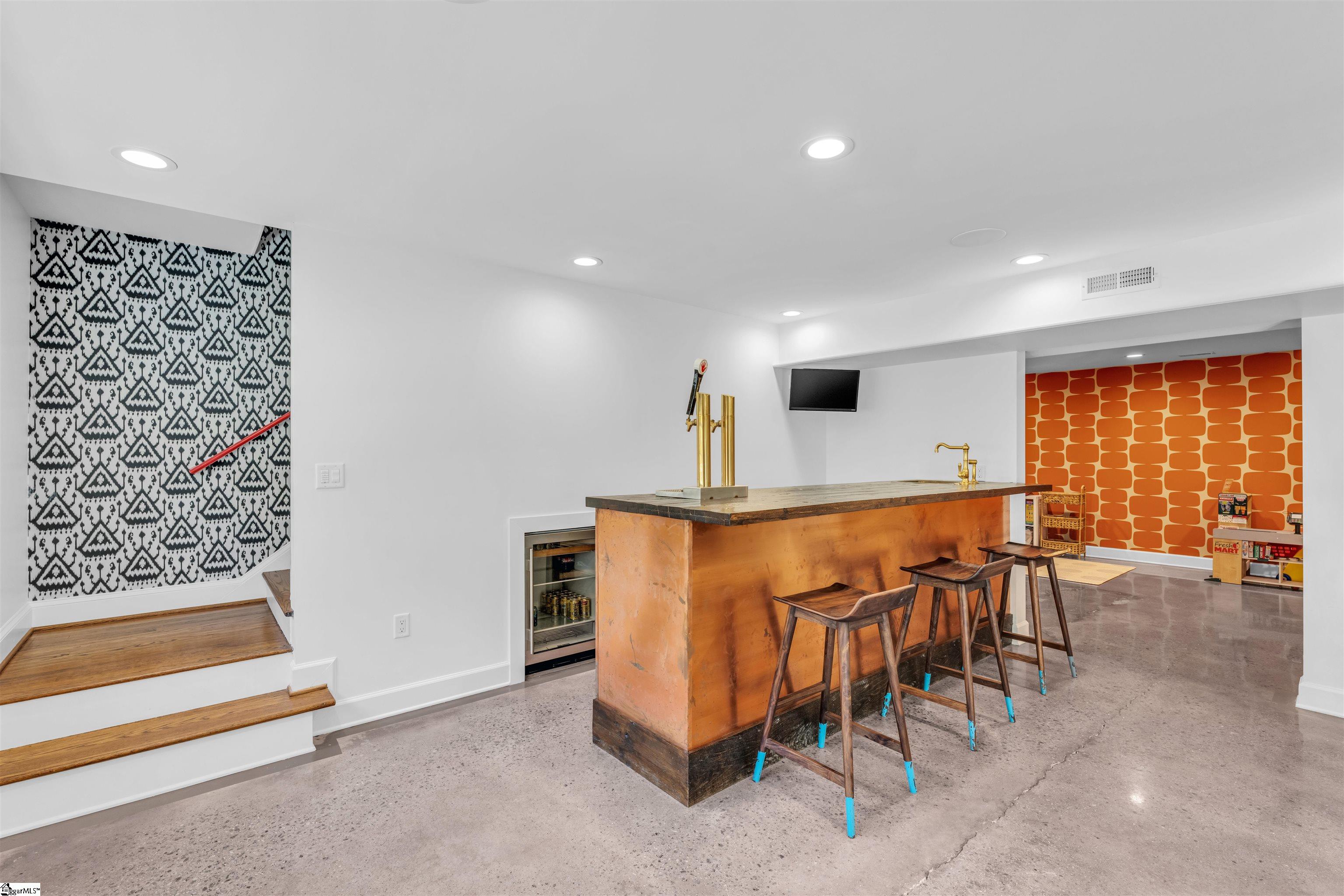 14 Chanticleer Drive