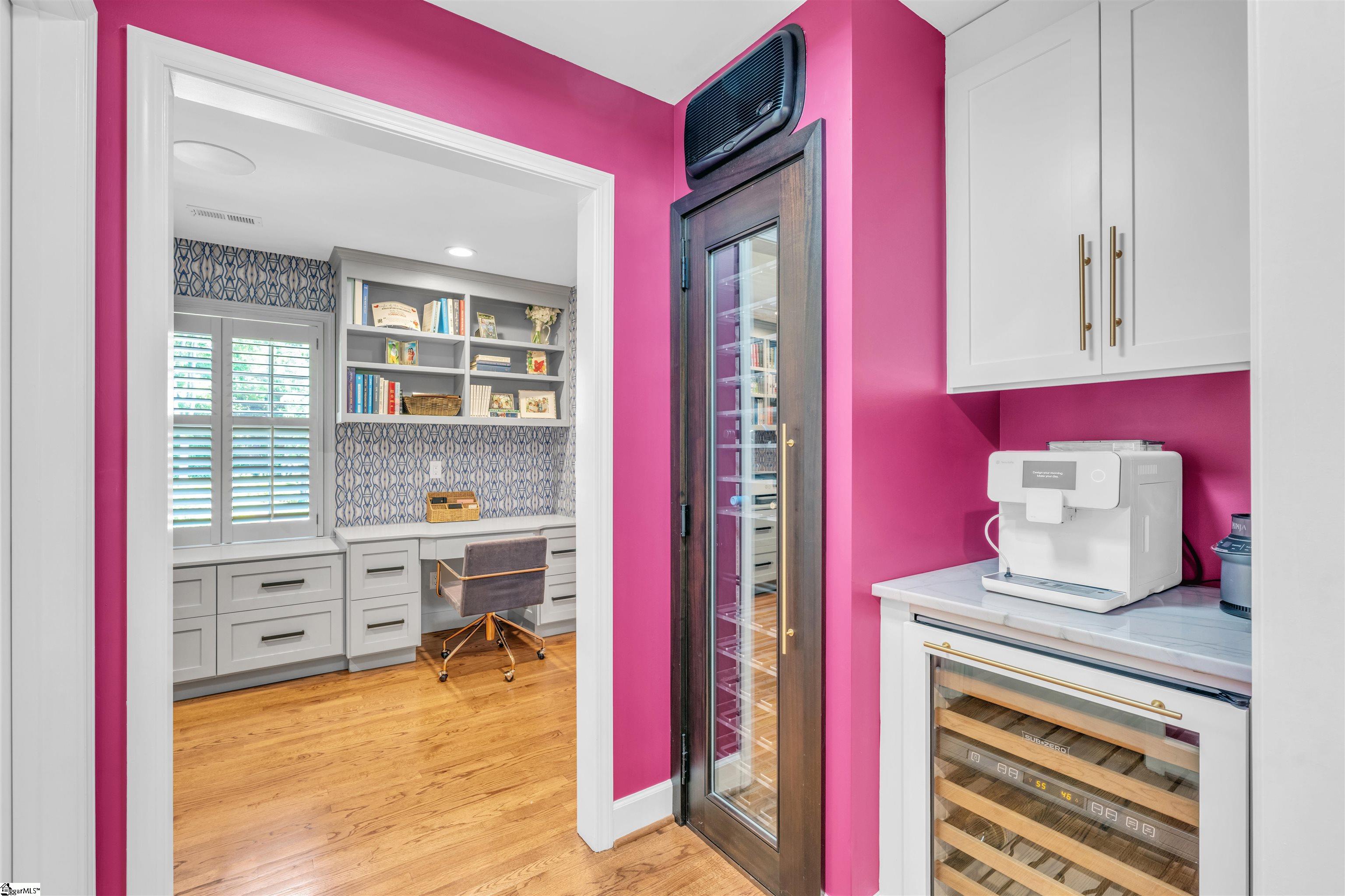 14 Chanticleer Drive