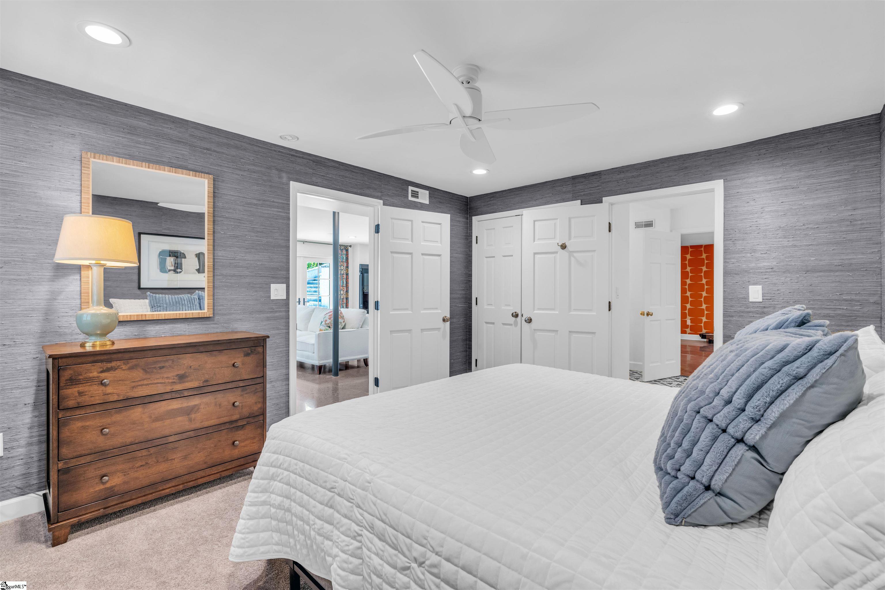 14 Chanticleer Drive