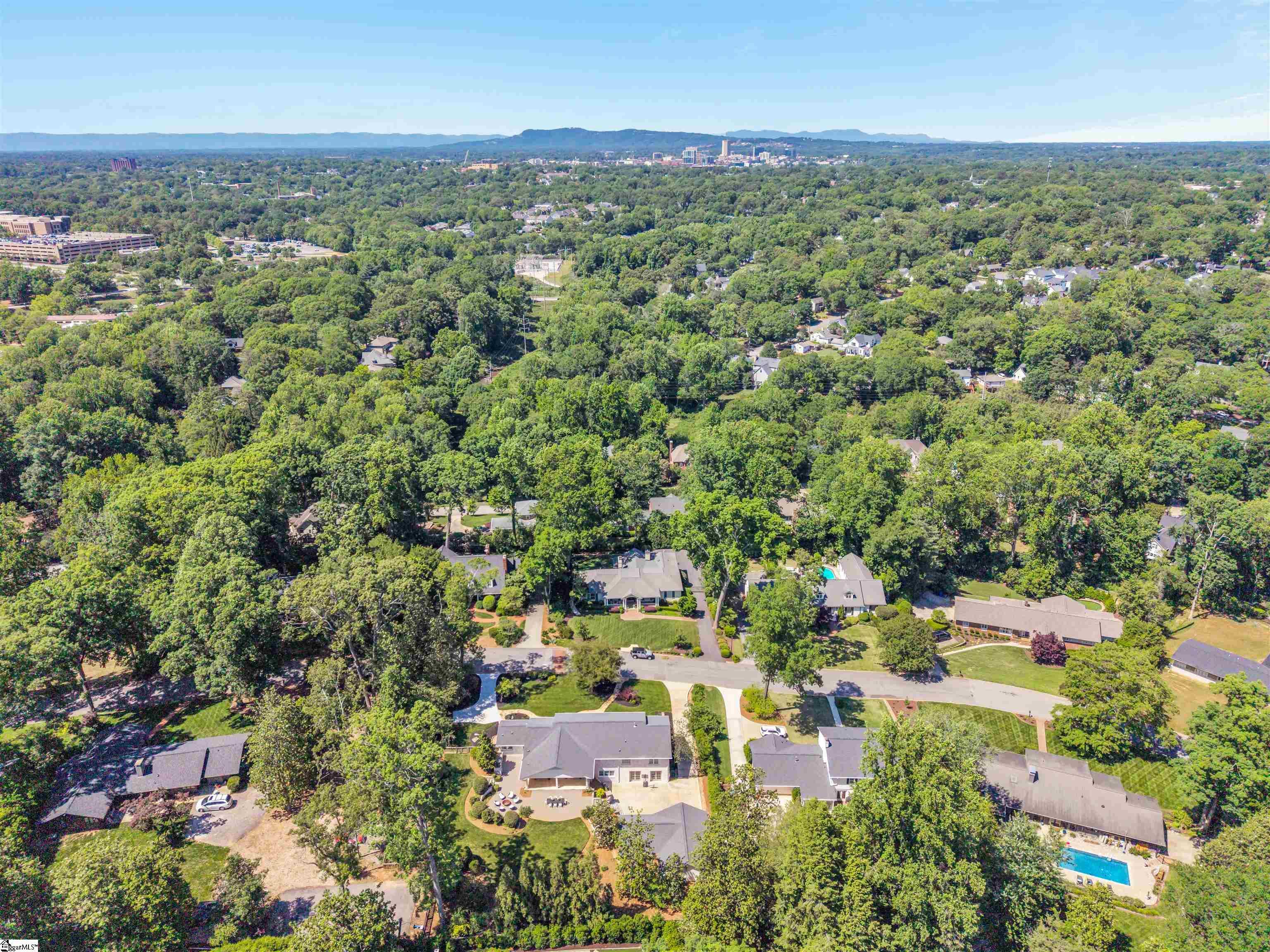 14 Chanticleer Drive