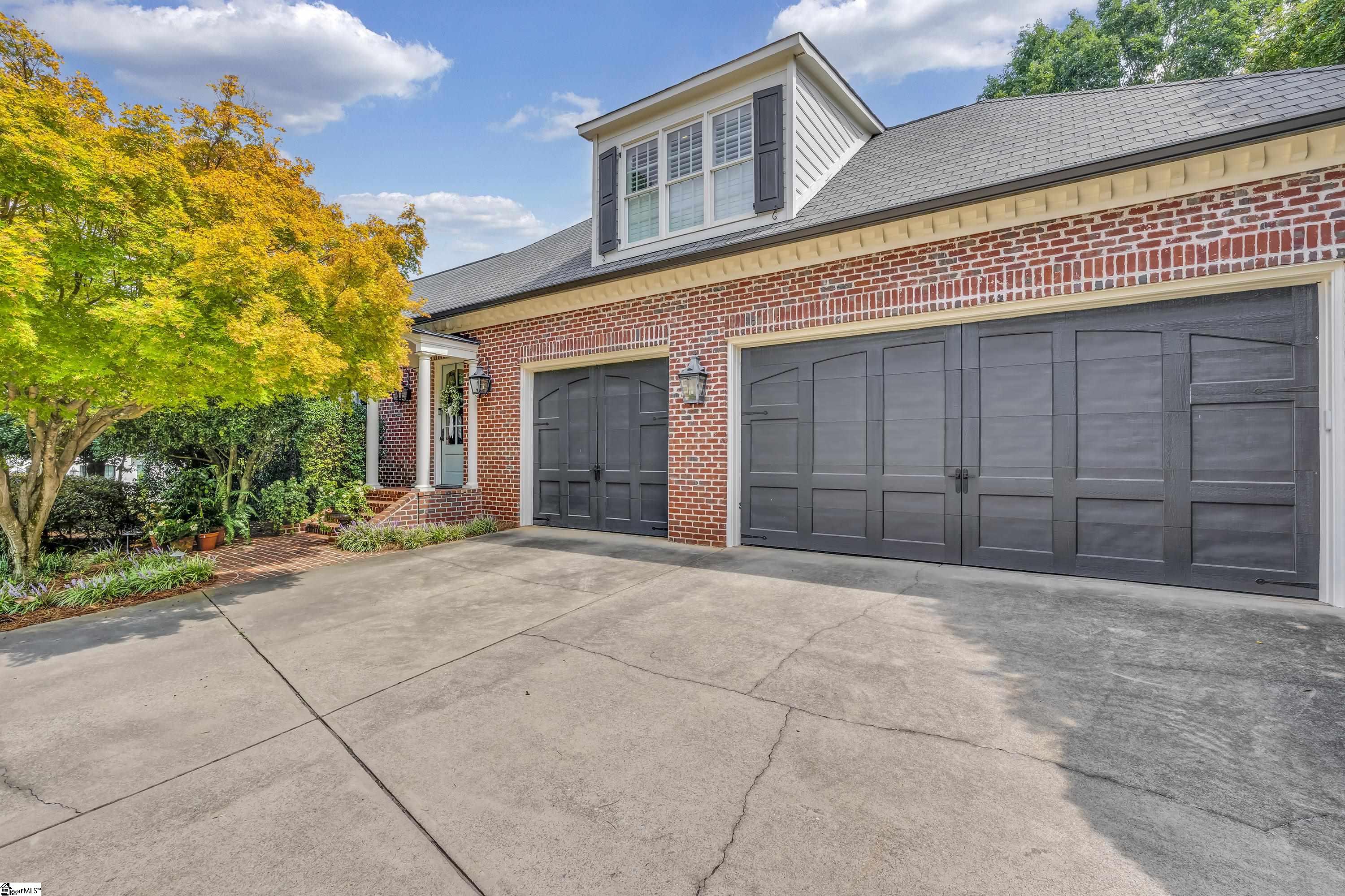 105 Abbot Trail