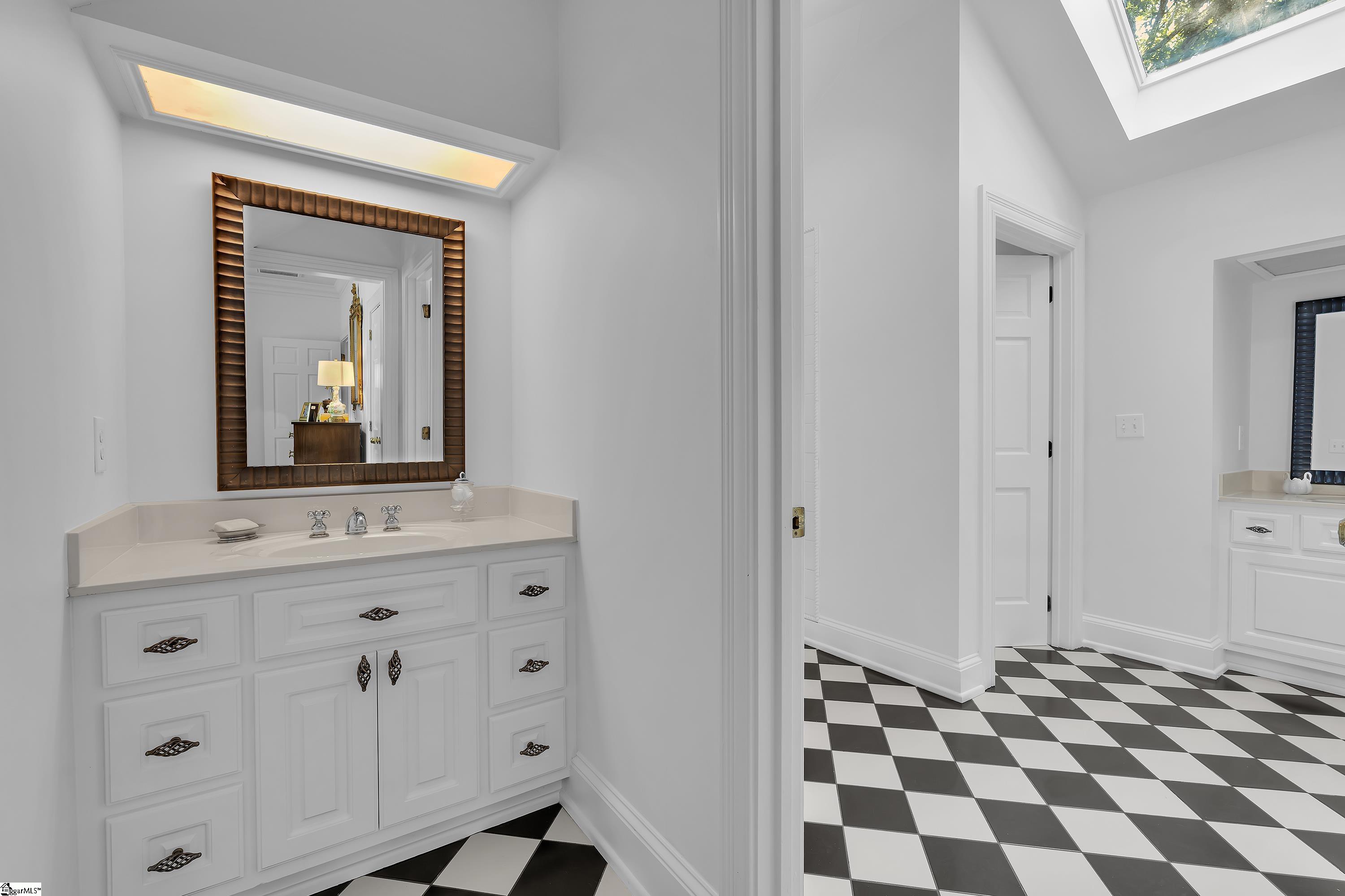 105 Abbot Trail