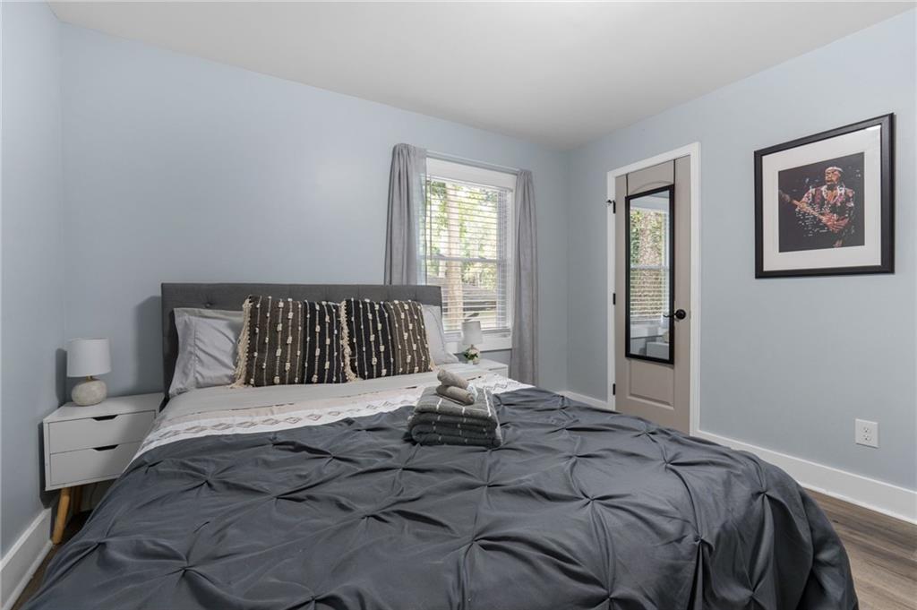 2734 Rollingwood Lane SE