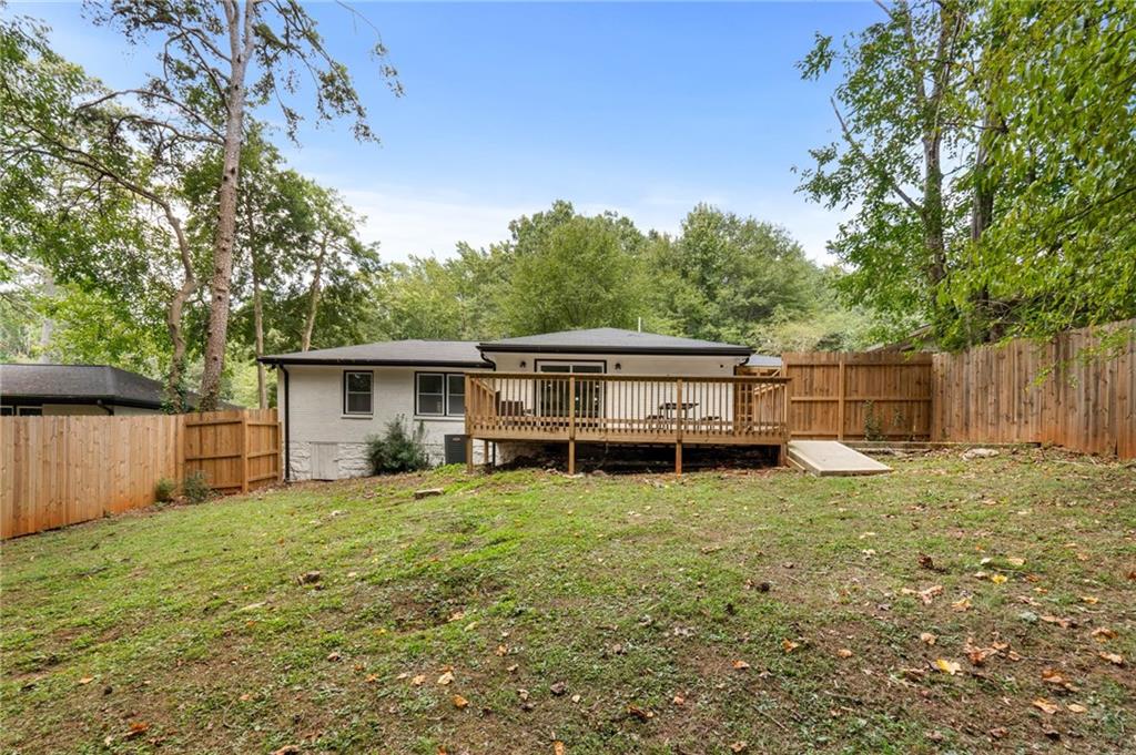 2734 Rollingwood Lane SE