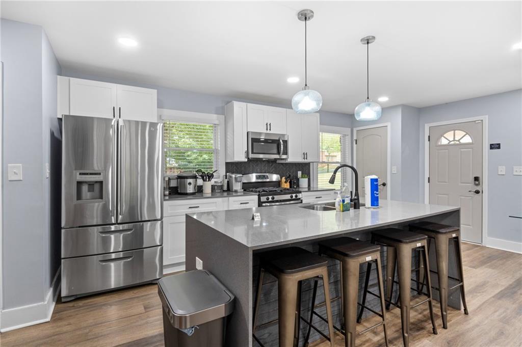 2734 Rollingwood Lane SE