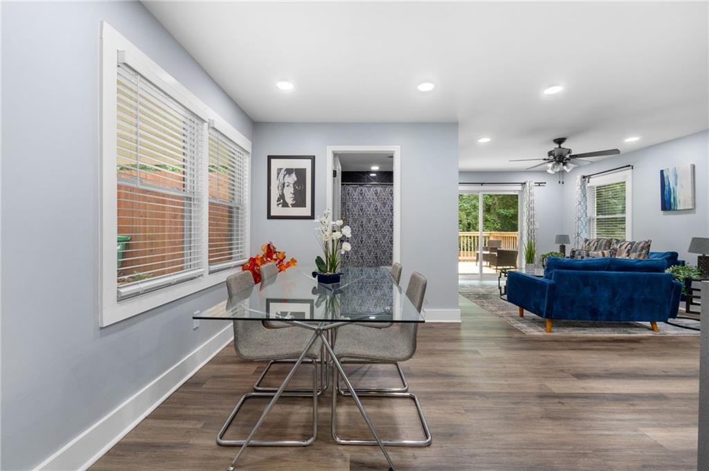 2734 Rollingwood Lane SE