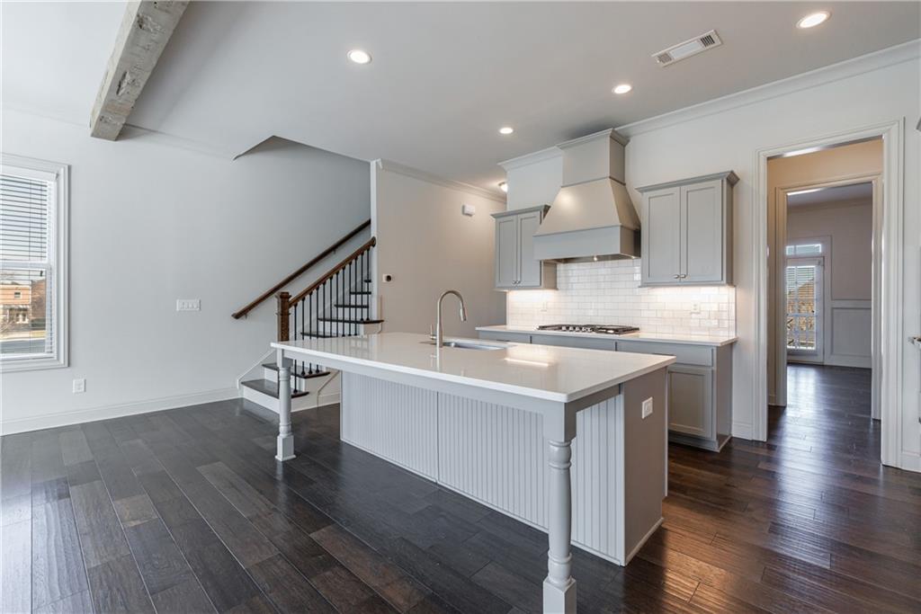 1861 Falling Sky Court NE