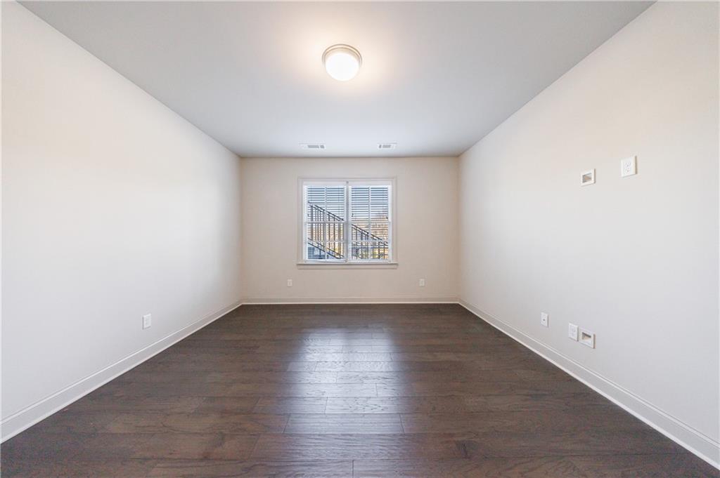 1861 Falling Sky Court NE