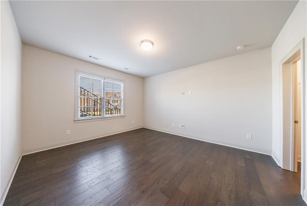 1861 Falling Sky Court NE