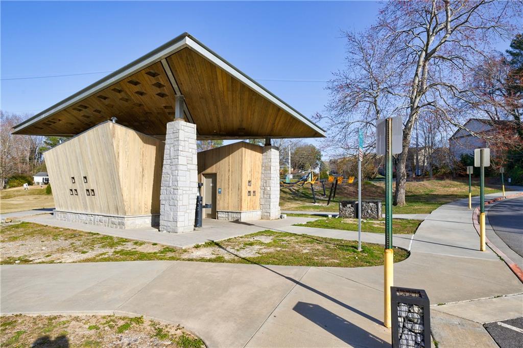 1861 Falling Sky Court NE