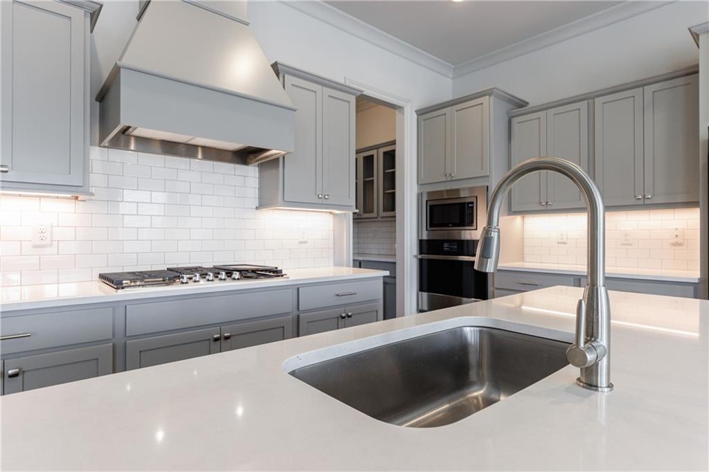 1861 Falling Sky Court NE