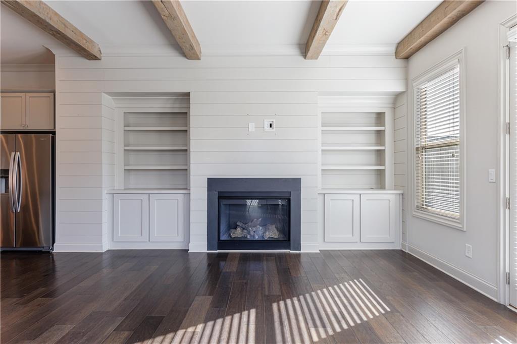 1861 Falling Sky Court NE