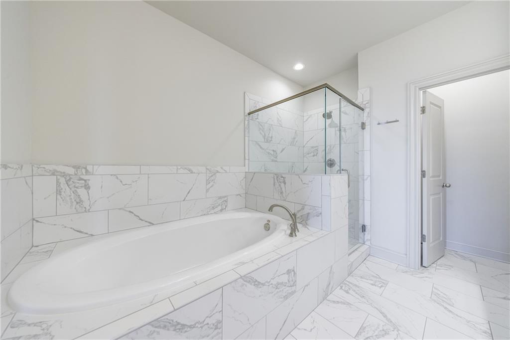 1861 Falling Sky Court NE