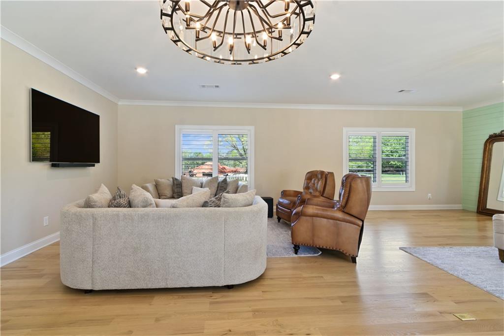 2989 Waterford Drive