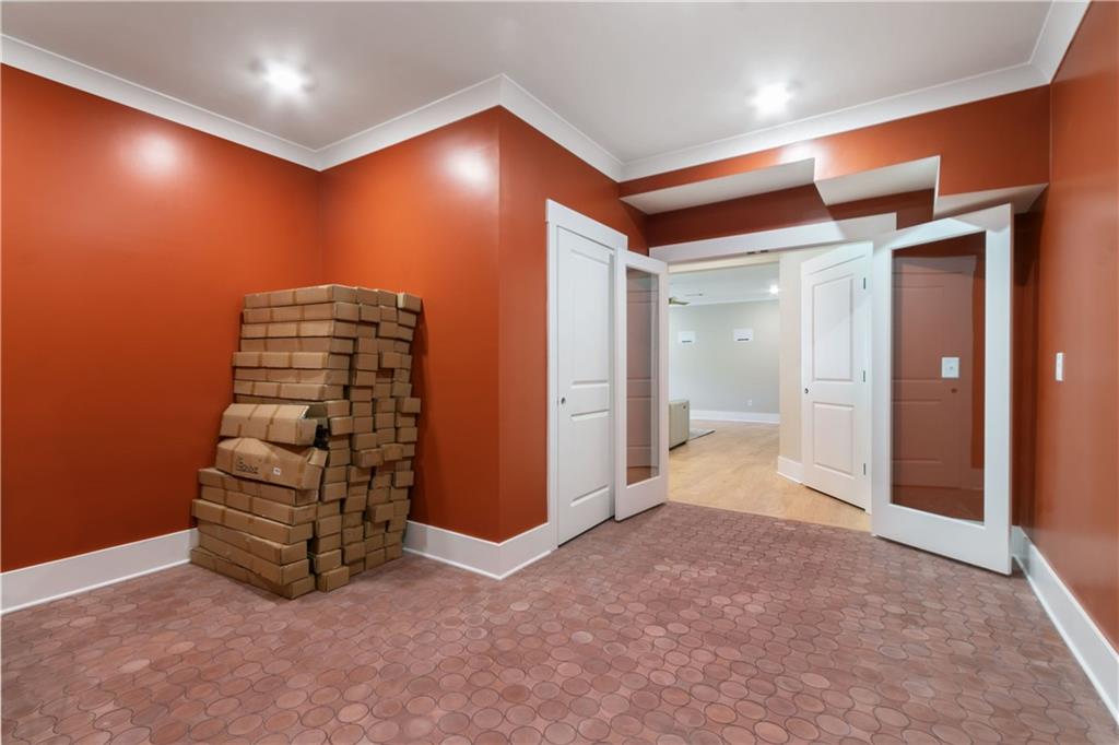 2989 Waterford Drive