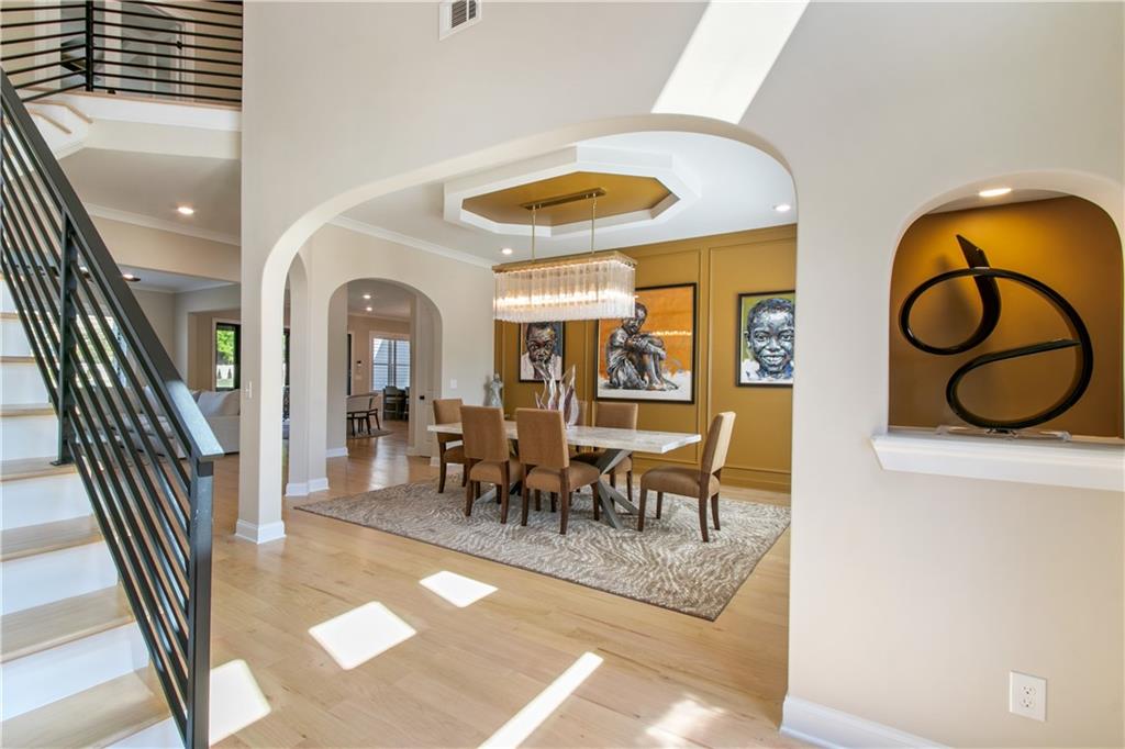 2989 Waterford Drive