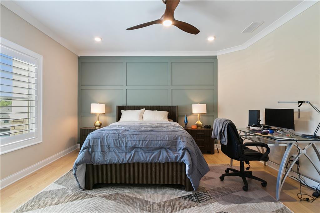 2989 Waterford Drive