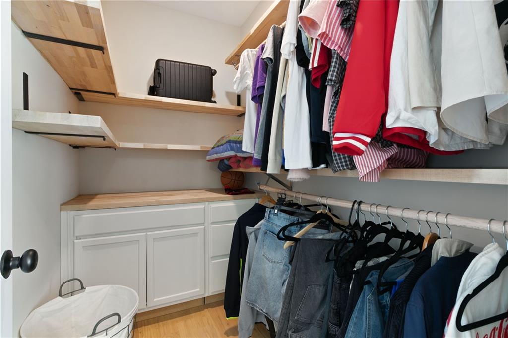 2989 Waterford Drive