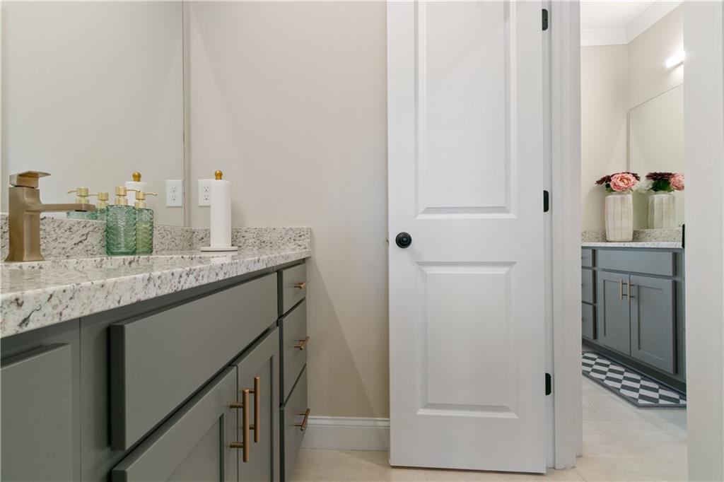 2989 Waterford Drive