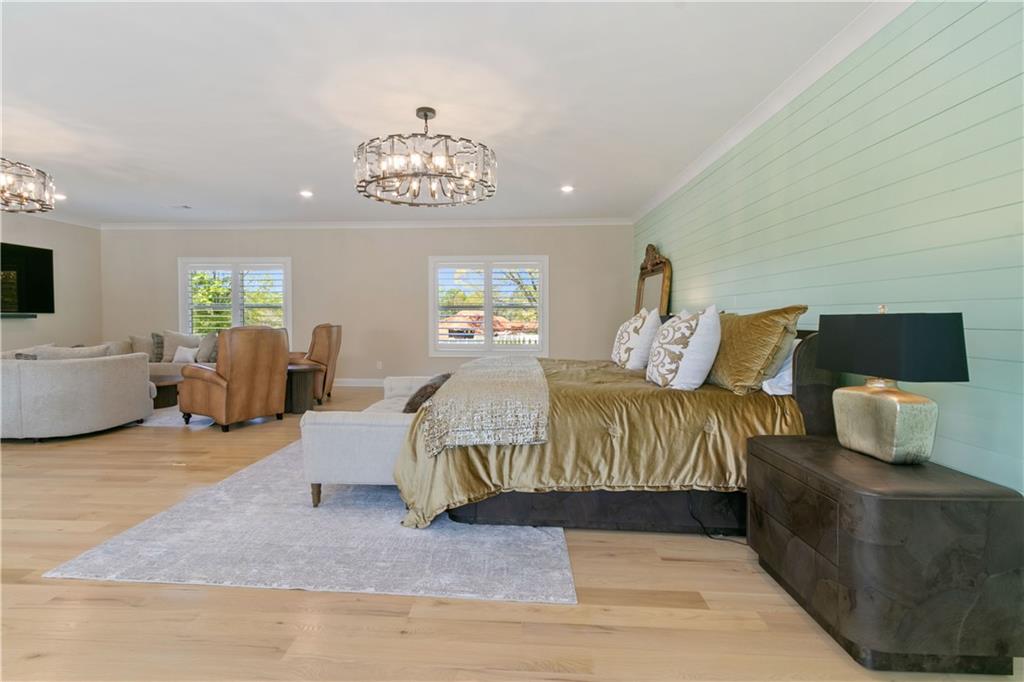 2989 Waterford Drive