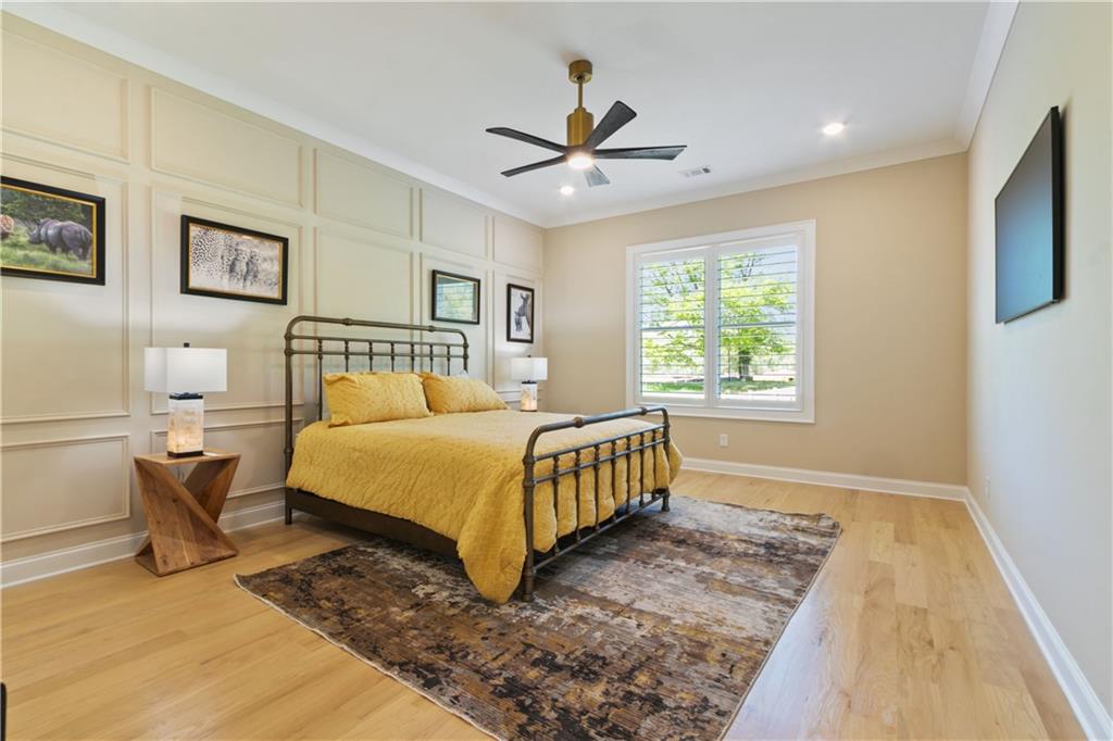 2989 Waterford Drive