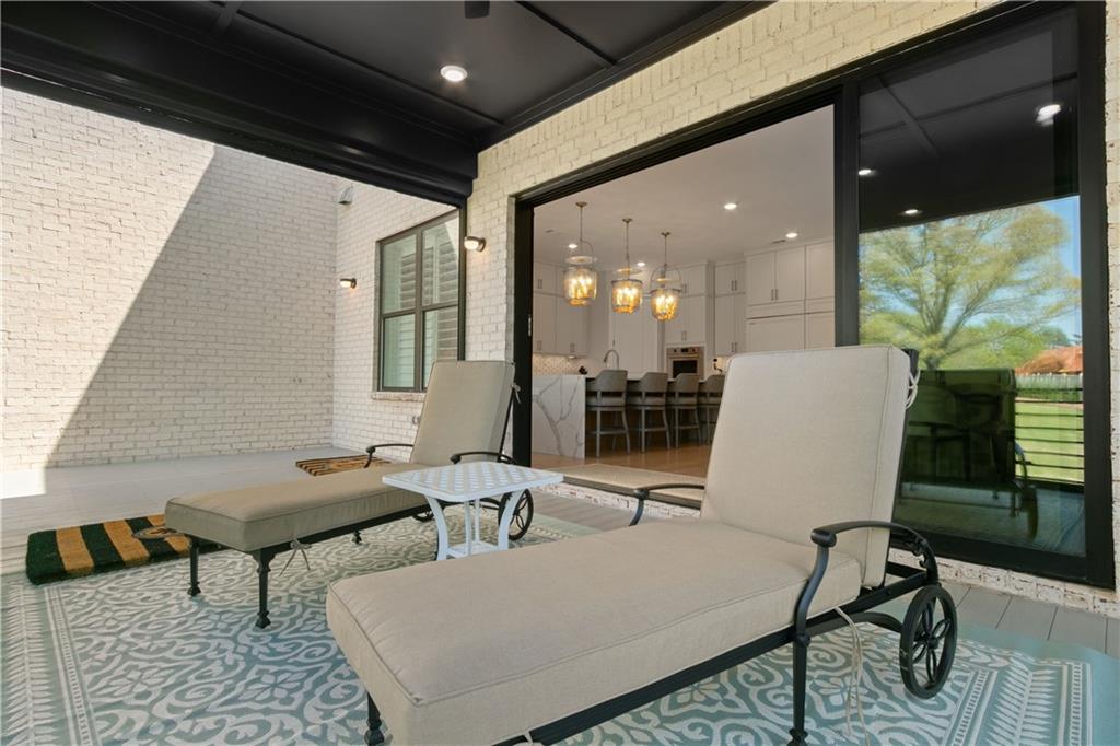 2989 Waterford Drive