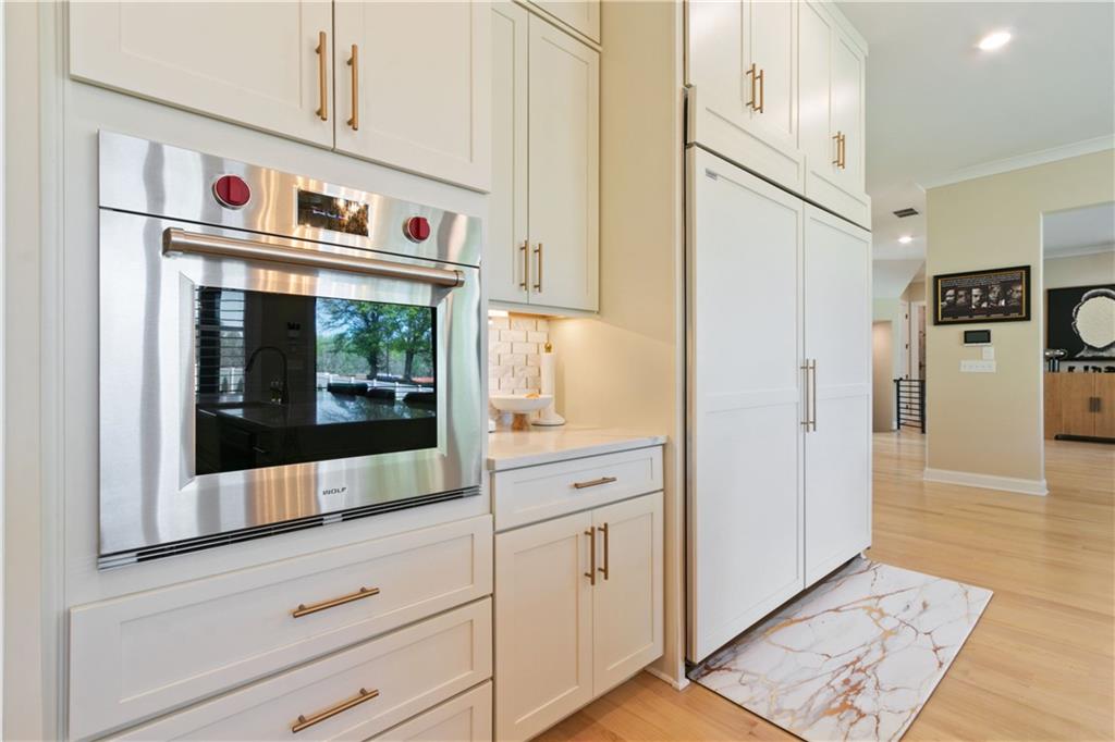 2989 Waterford Drive