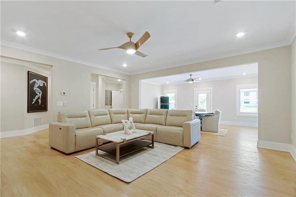 2989 Waterford Drive