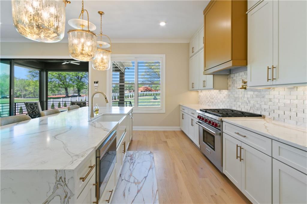 2989 Waterford Drive