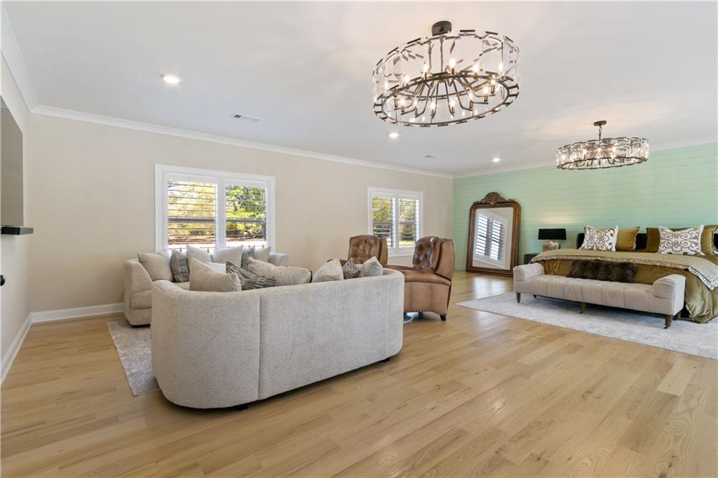 2989 Waterford Drive