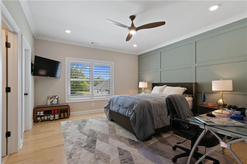 2989 Waterford Drive