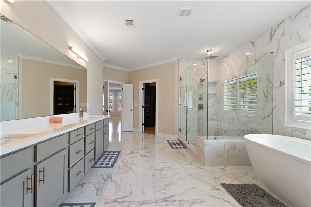 2989 Waterford Drive