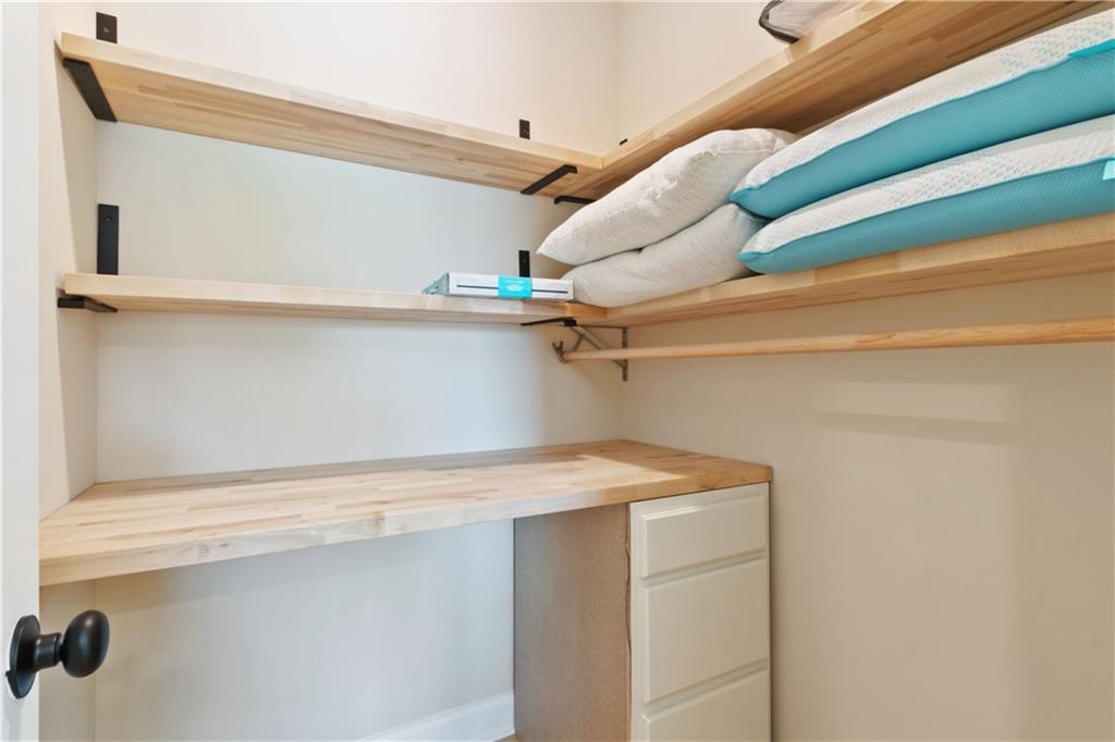 2989 Waterford Drive