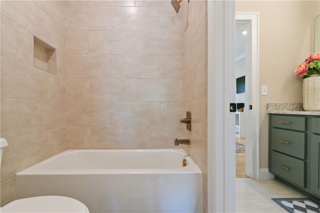 2989 Waterford Drive