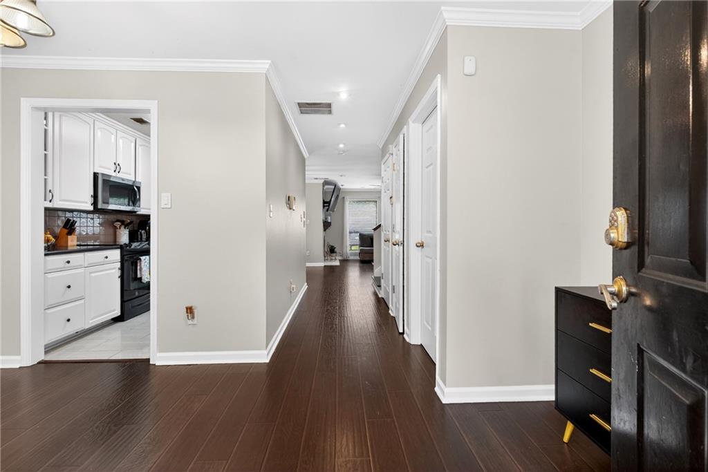6393 hawthrone Terrace