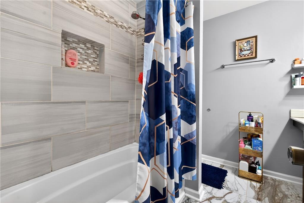 6393 hawthrone Terrace