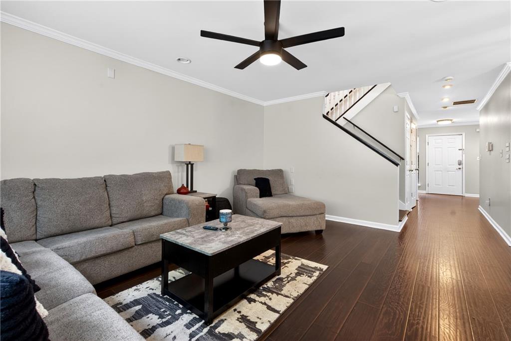 6393 hawthrone Terrace