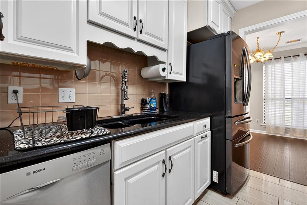 6393 hawthrone Terrace