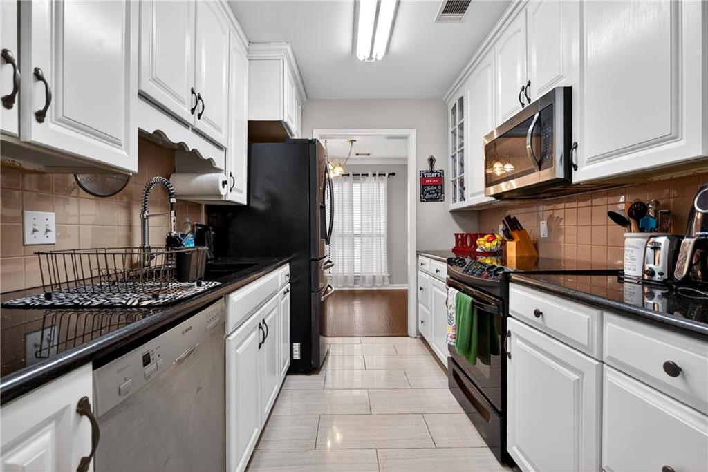 6393 hawthrone Terrace