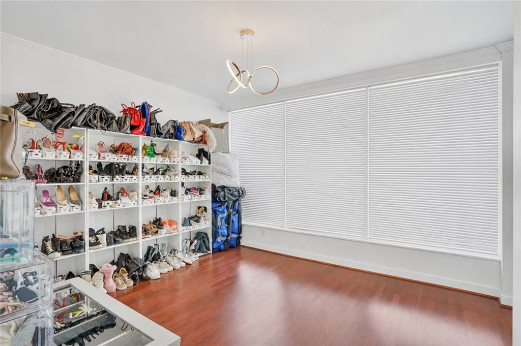 3338 Peachtree Road Unit 501